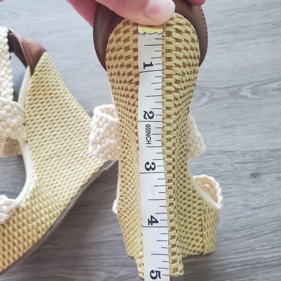 Beige Rue 21 etc Wedge Sandals Size M 7/8 - Picture 8 of 8